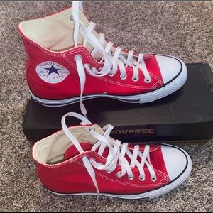 RED CONVERSE HIGTOP